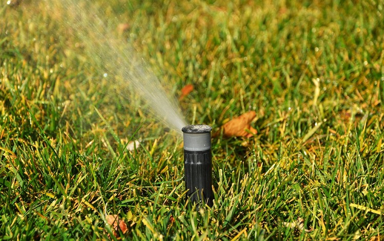 Simple Steps to Winterize Sprinklers